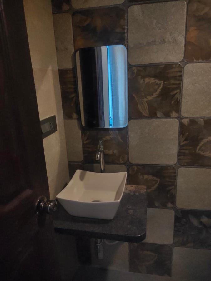 Almond Villa Alibag Luaran gambar